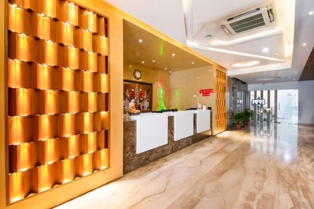 Hotel Lorven Visakhapatnam Esterno foto